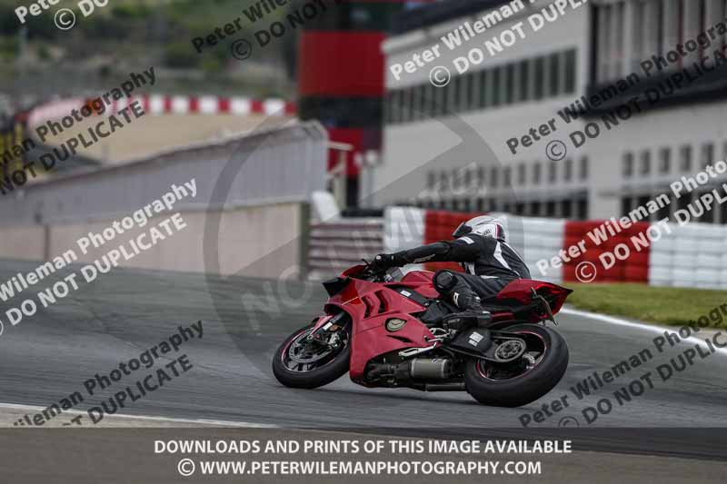 cadwell no limits trackday;cadwell park;cadwell park photographs;cadwell trackday photographs;enduro digital images;event digital images;eventdigitalimages;navarra;no limits trackdays;peter wileman photography;racing digital images;trackday digital images;trackday photos